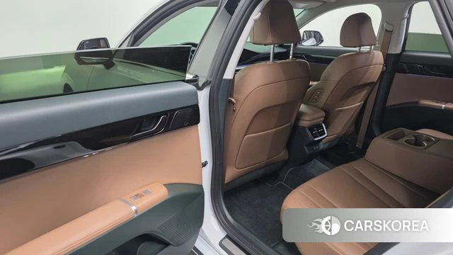 Hyundai Grandeur Hybrid (GN7) id 4354365 из Кореи 8