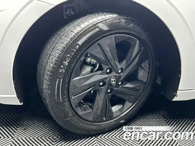 Hyundai Avante Hybrid (CN7) id 2710100 из Кореи 8