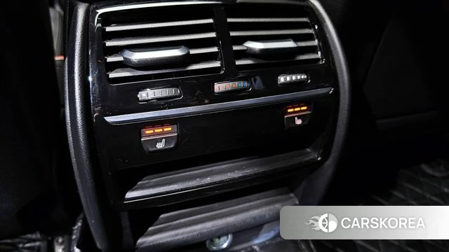 BMW 5 Series (G30) id 3873423 из Кореи 8