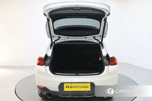 BMW X2 id 4273785 из Китая 8