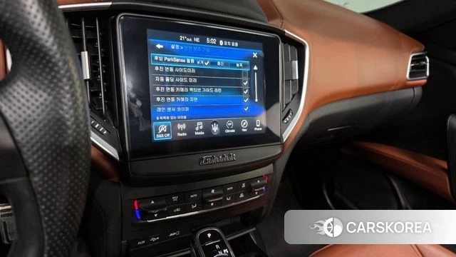 Maserati Ghibli id 4232504 из Кореи 8