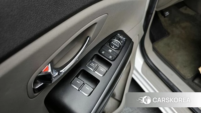 Kia All New Carnival id 3917561 из Кореи 8