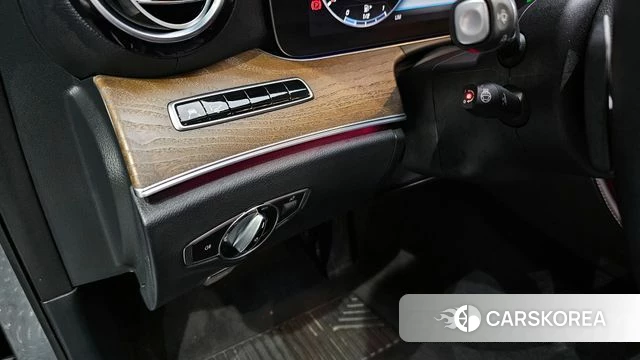 Mercedes-Benz E-Class W213 id 3828952 из Кореи 8