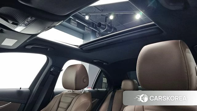 Mercedes-Benz E-Class W213 id 3811444 из Кореи 8