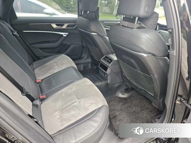 Audi A6L id 4328627 из Китая 8