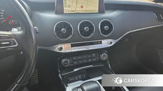 Kia Stinger id 3578602 из Кореи 8