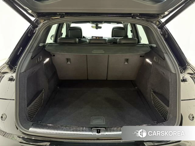 Audi Q5L id 4266036 из Китая 8