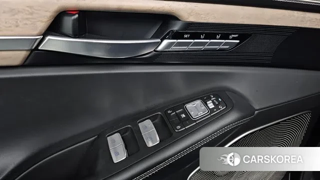 Genesis G90 id 3176677 из Кореи 8