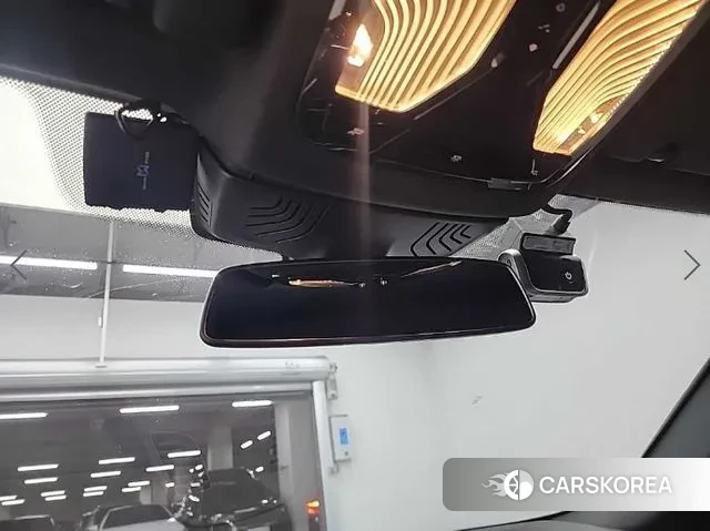 BMW 5 Series (G30) id 3484774 из Кореи 8