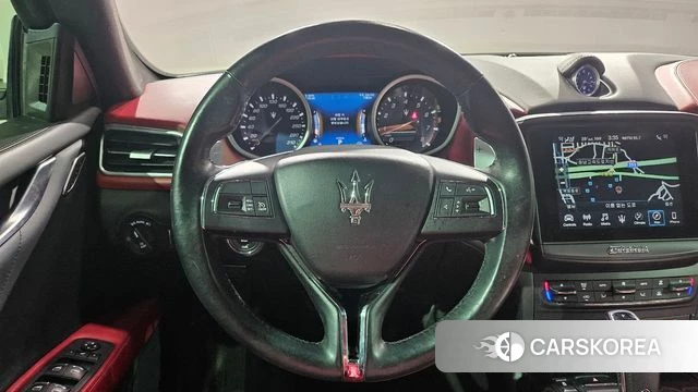 Maserati Ghibli id 4594904 из Кореи 8