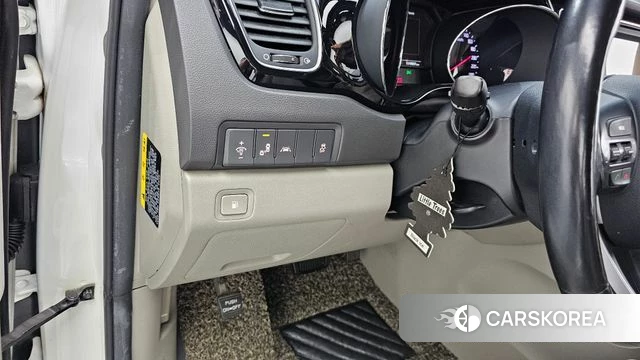 Kia All New Carnival id 4924205 из Кореи 8