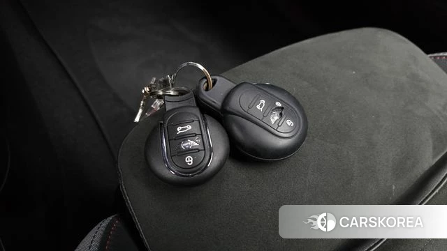 Mini Cooper S id 4410407 из Кореи 8