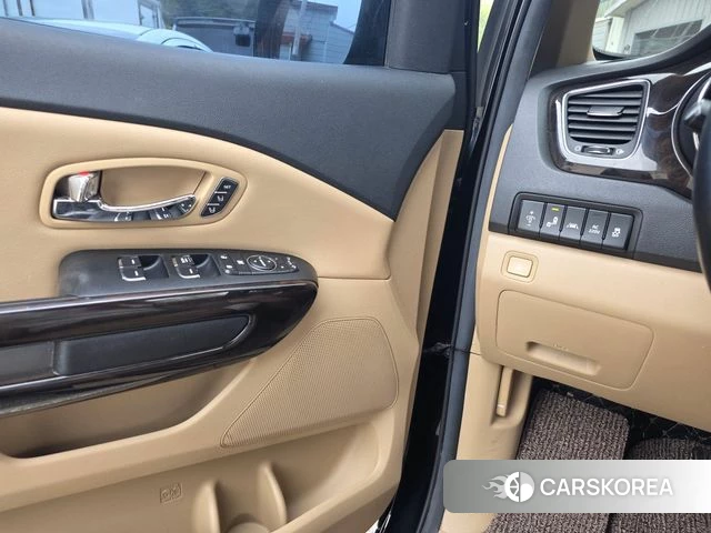 Kia The New Carnival id 4722498 из Кореи 8