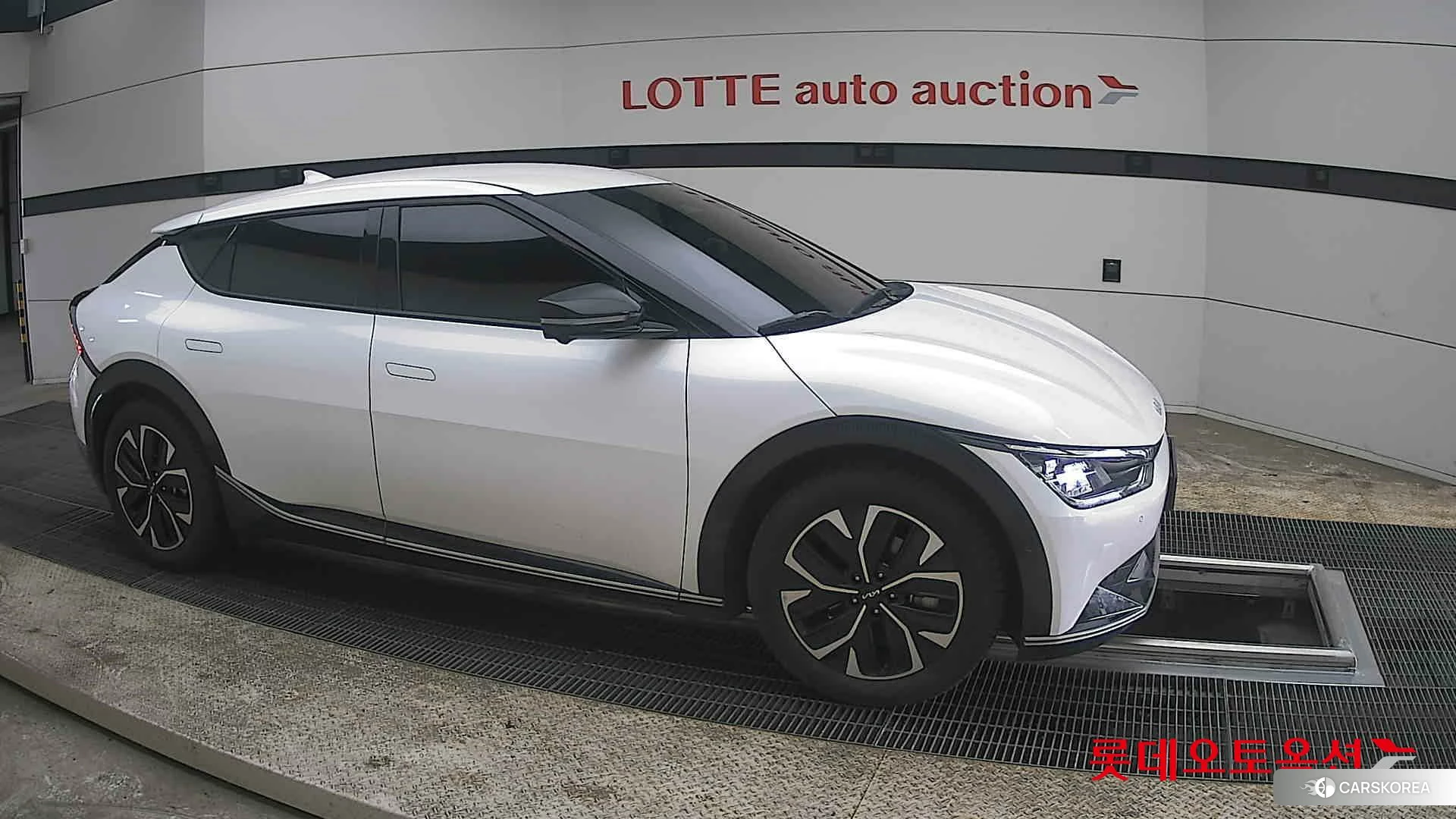 Kia EV6 id 3875781 из Кореи 8