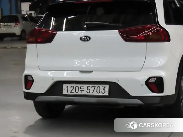 Kia The New Niro id 3098176 из Кореи 8