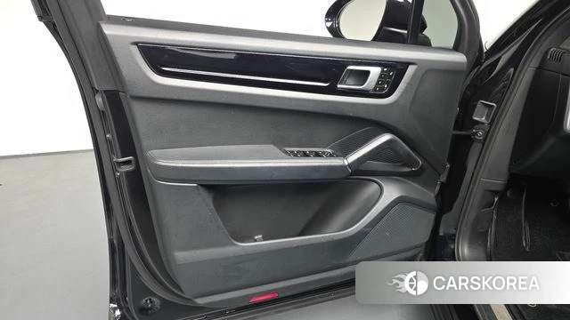 Porsche Cayenne (PO536) id 4530704 из Кореи 8