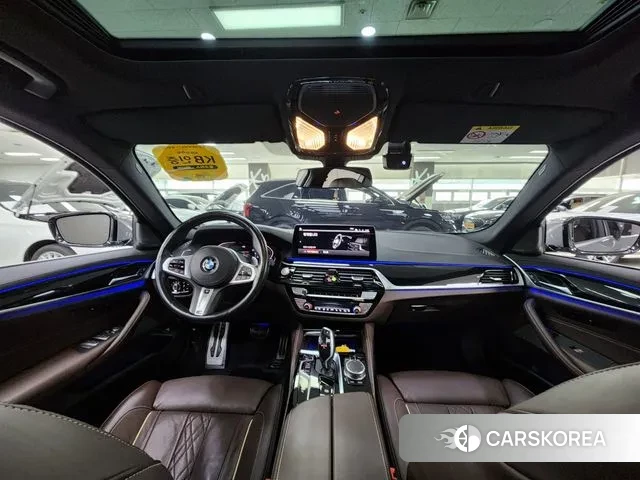 BMW 5 Series (G30) id 3586764 из Кореи 8