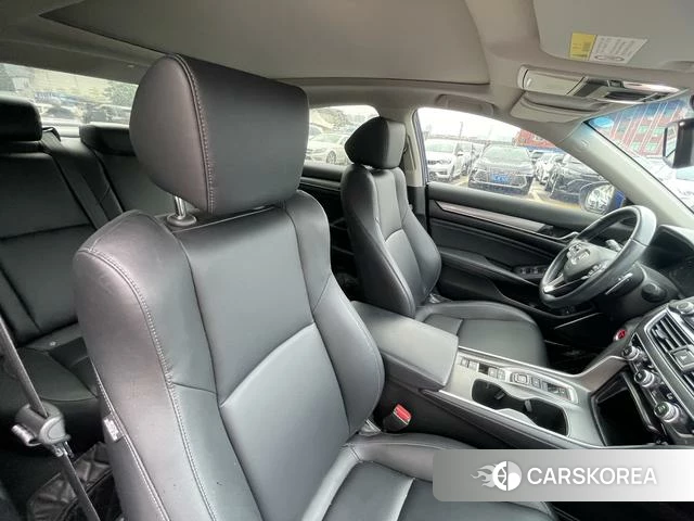 Honda Accord id 4336380 из Китая 8