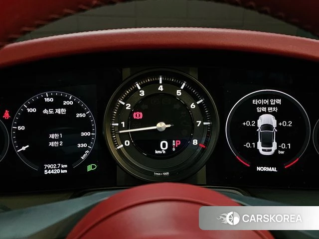 Porsche 911(992) id 4501385 из Кореи 8
