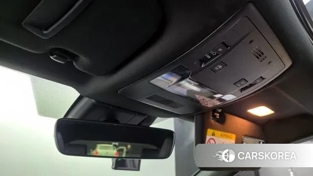 Lexus UX250h id 3401941 из Кореи 8