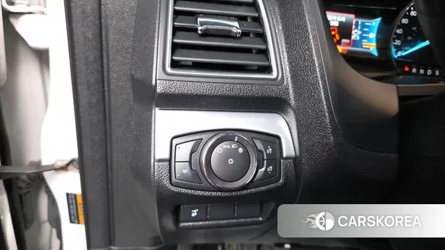 Ford Explorer id 3308259 из Кореи 8