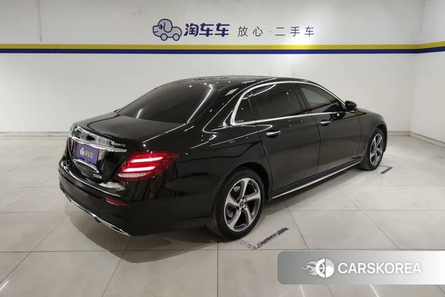 Mercedes-Benz E-class id 3902299 из Китая 8