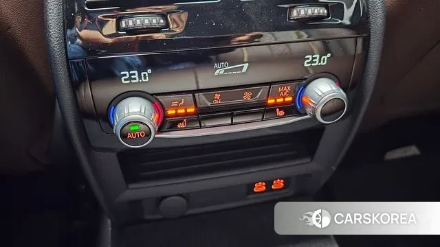 BMW 5 Series (G30) id 3776645 из Кореи 8