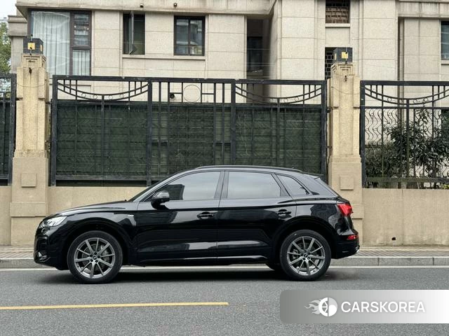 Audi Q5L id 4272811 из Китая 8