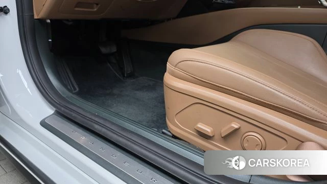 Hyundai Grandeur Hybrid (GN7) id 4381378 из Кореи 8