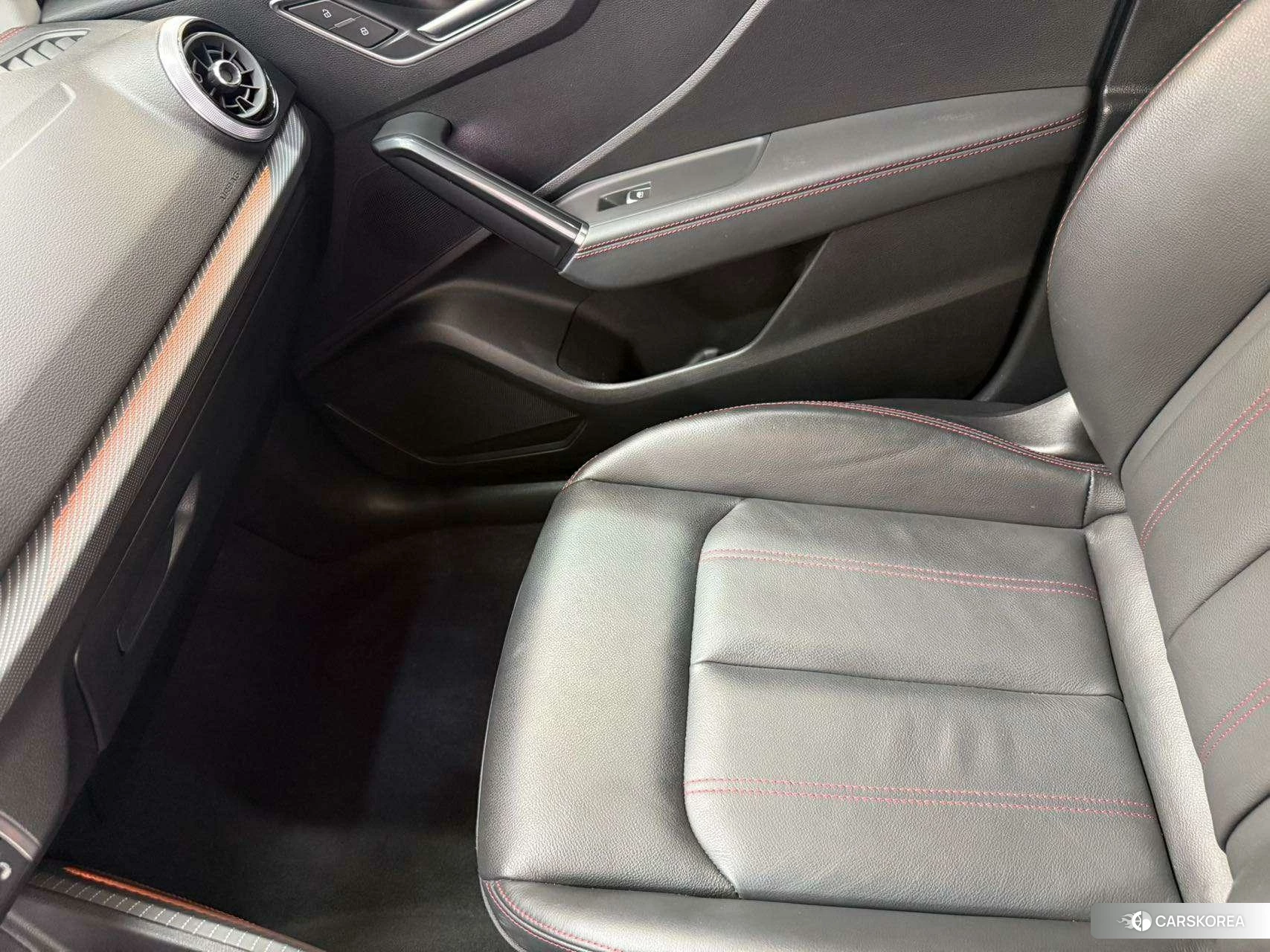 Audi Q2L id 4473365 из Китая 8