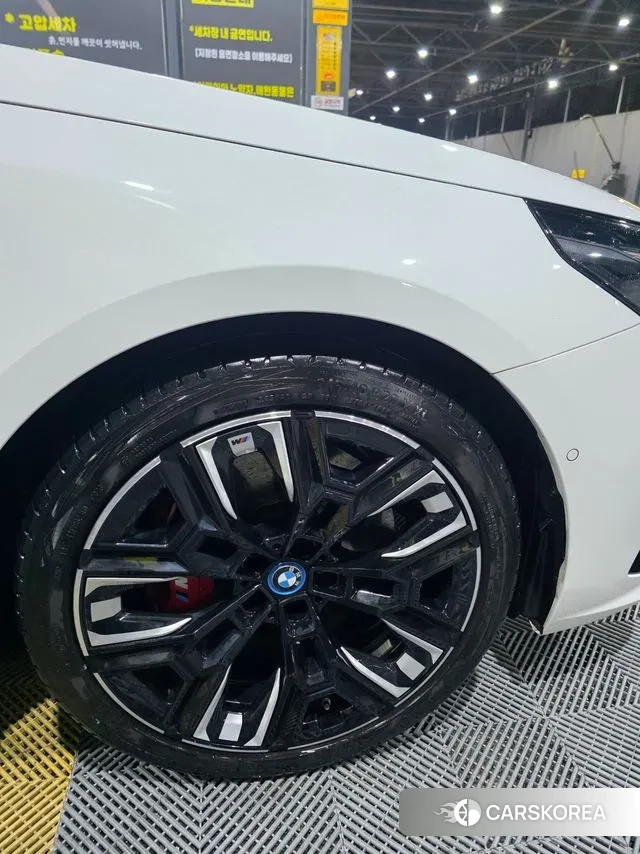 BMW i5 (G60) id 3756880 из Кореи 8