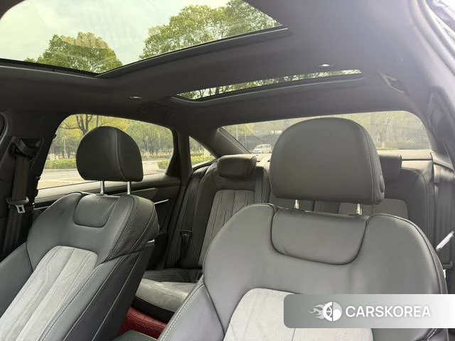 Audi A6L id 4260436 из Китая 8