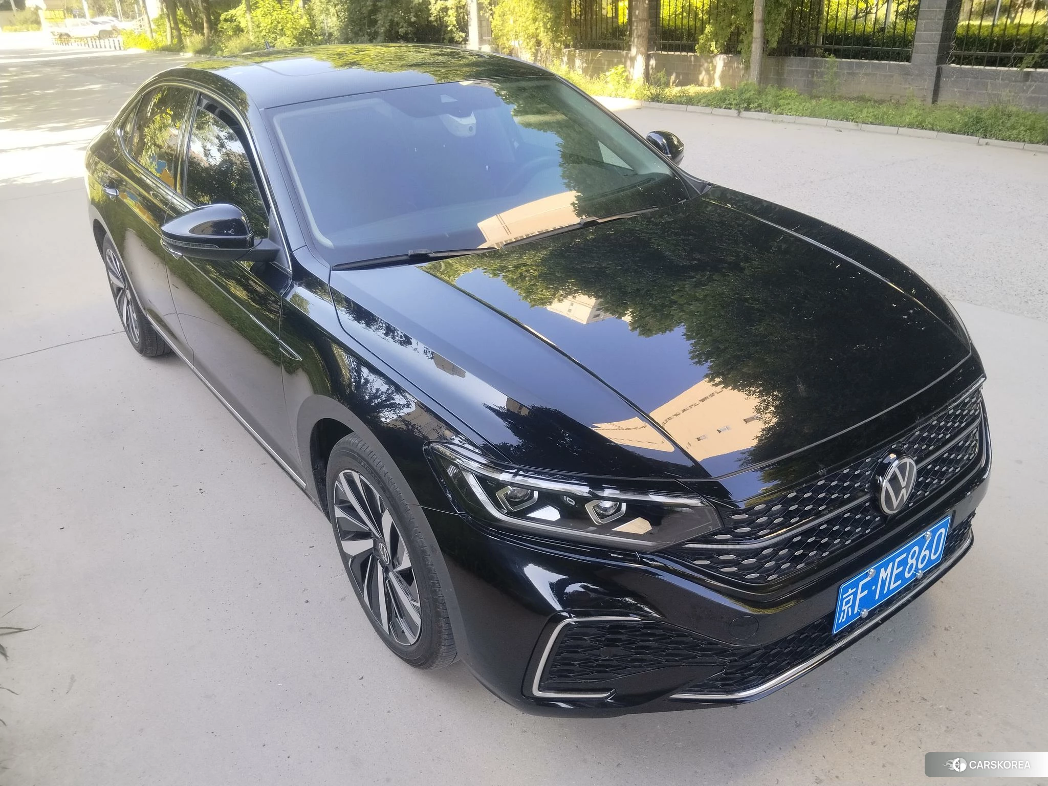 Volkswagen Passat id 4452818 из Китая 8