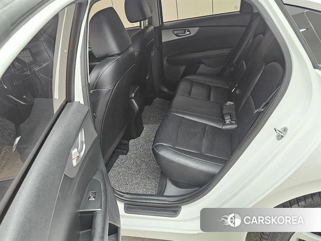 Kia Come New K3 id 3800663 из Кореи 8