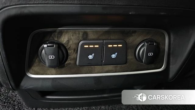 Hyundai The New Grand Starex id 3828844 из Кореи 8