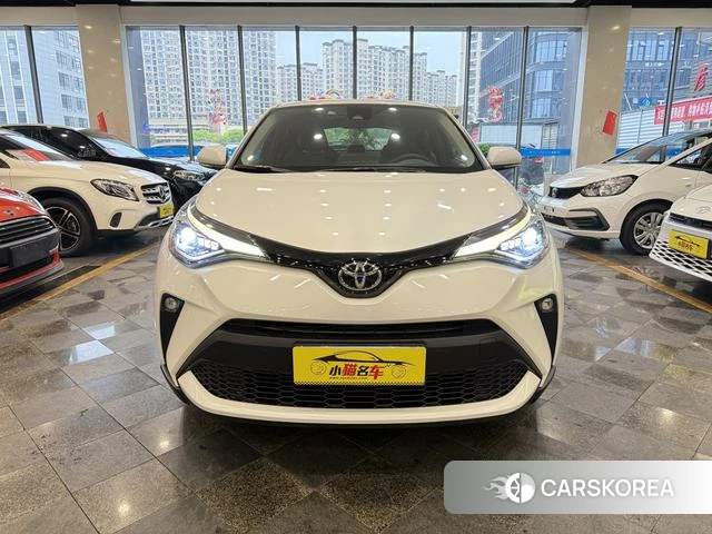 Toyota C-HR id 4209211 из Китая 8