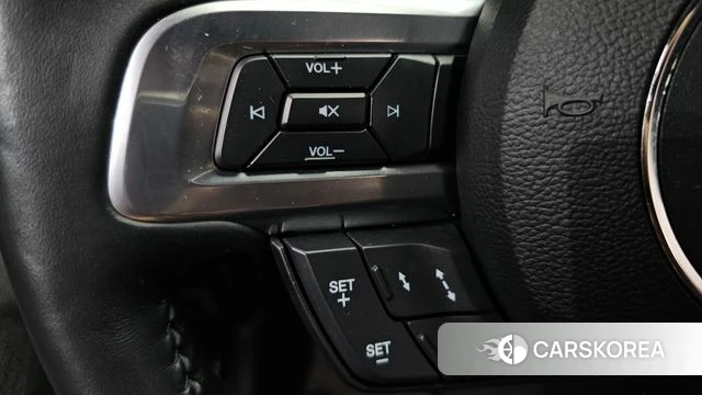 Ford Mustang id 4019507 из Кореи 8