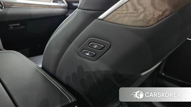 Genesis G90 id 4435439 из Кореи 8