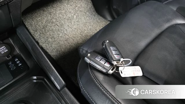 Ssangyong The New Rexton Sports Cannes id 4187074 из Кореи 8