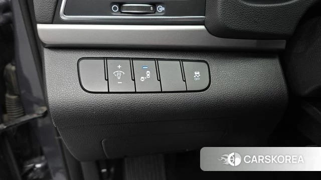 Hyundai Avante AD id 4447978 из Кореи 8