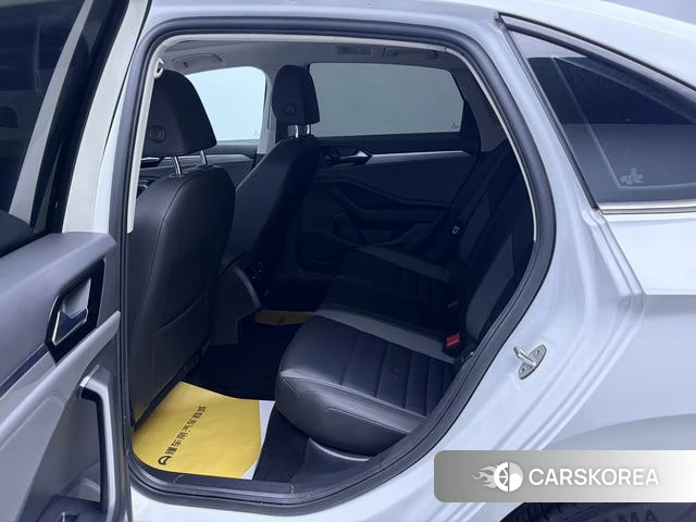 Volkswagen Sagitar id 4238486 из Китая 8