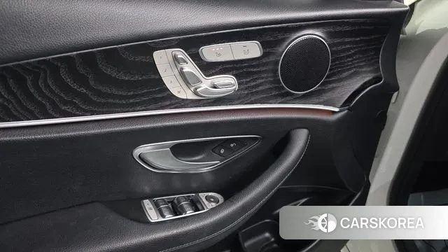 Mercedes-Benz E-Class W213 id 3748168 из Кореи 8