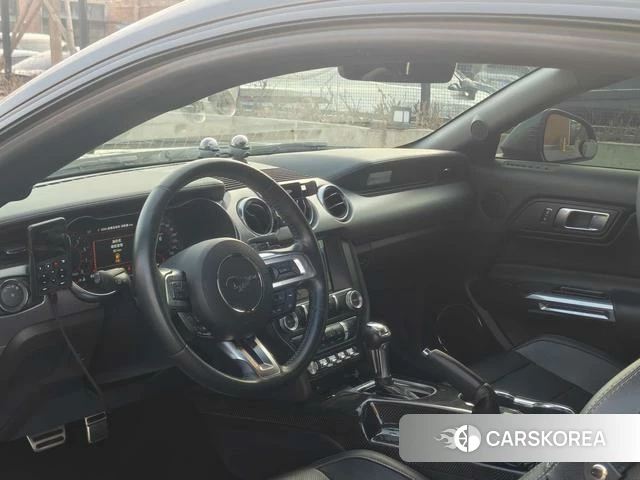 Ford Mustang id 4235417 из Китая 8