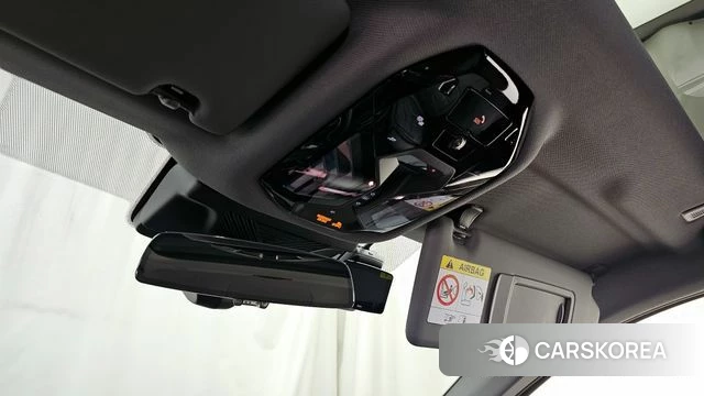 BMW 5 Series (G60) id 3921603 из Кореи 8