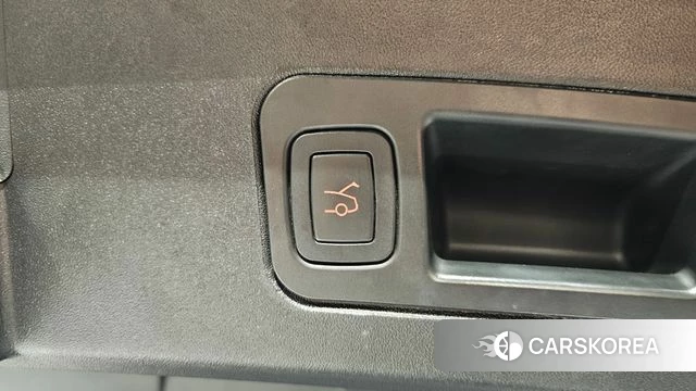 Tesla Model S id 4402684 из Кореи 8