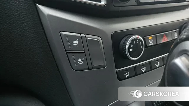 Hyundai The New Grand Starex id 3469331 из Кореи 8