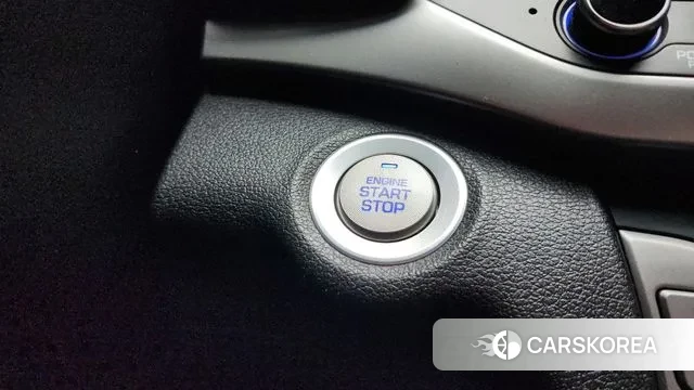 Hyundai Avante AD id 3265388 из Кореи 8