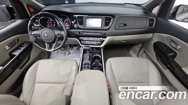 Kia The New Carnival id 2756991 из Кореи 8