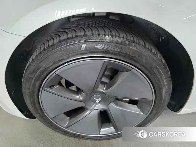 Tesla Model 3 id 3349502 из Кореи 8