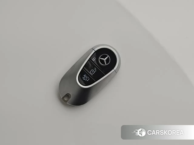 Mercedes-Benz Class C id 4220014 из Китая 8